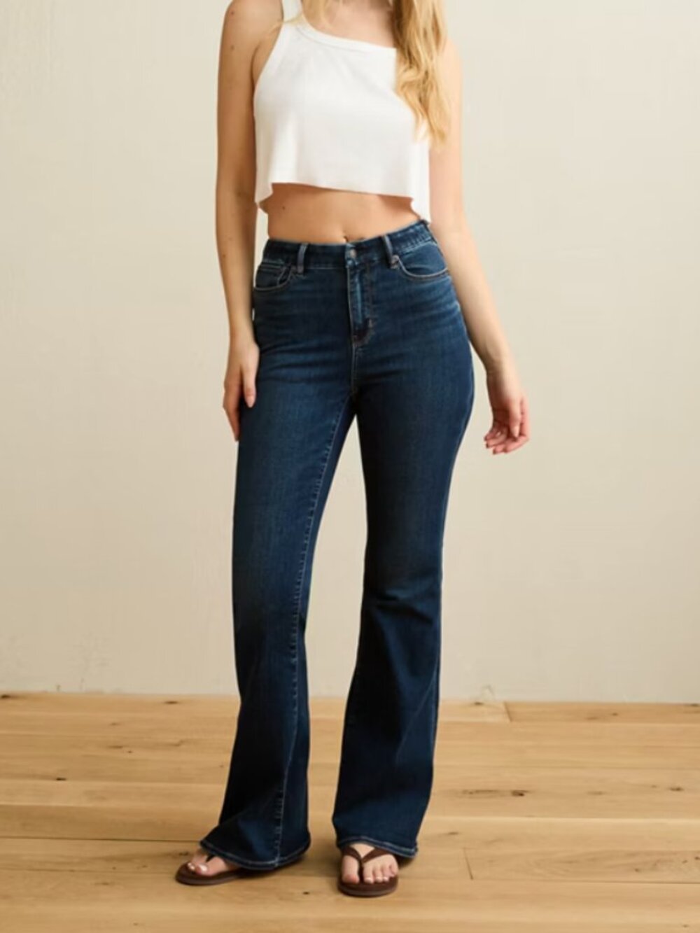 American Eagle Next Level Stretch Curvy Super High Rise Storm Dark Jeans